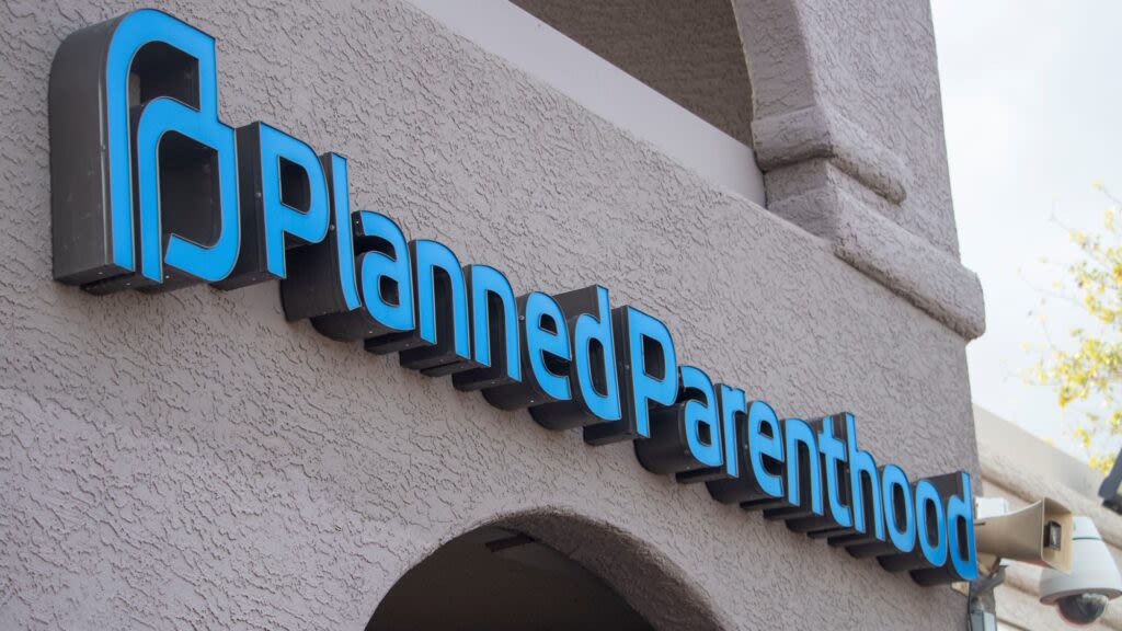 Planned Parenthood asks AZ Supreme Court to block the 1864 abortion ban until repeal takes effect