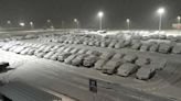 Video: cerraron el aeropuerto de Bariloche por la nieve, una medida inusual