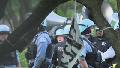 Chicago police clears anti-war, Pro-Palestine encampment
