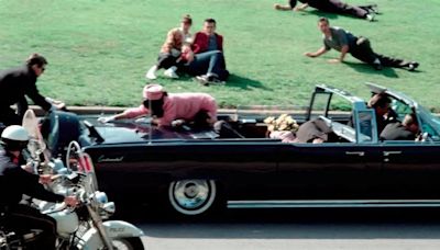 Remasterizan asesinato de John F. Kennedy: VIDEO muestra que hubo más disparos