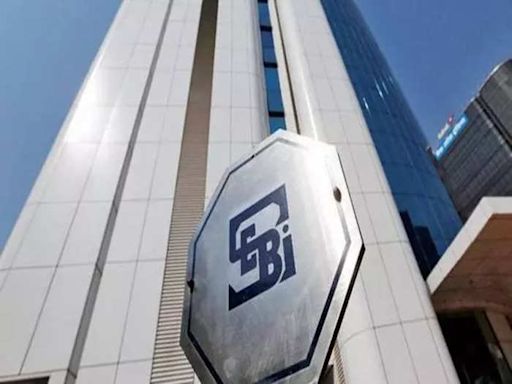 SEBI's big blow to discount brokers as it bats for uniform charges by market participants: What is this about? | Business Insider India