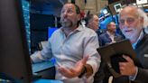 Dow Industrials Rise After Surprisingly Strong GDP Data