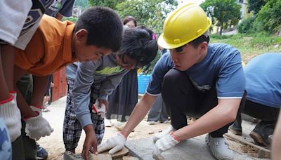 強化適地工程設計與國際實踐經驗 臺科大學生赴尼泊爾為育幼院搭建步道