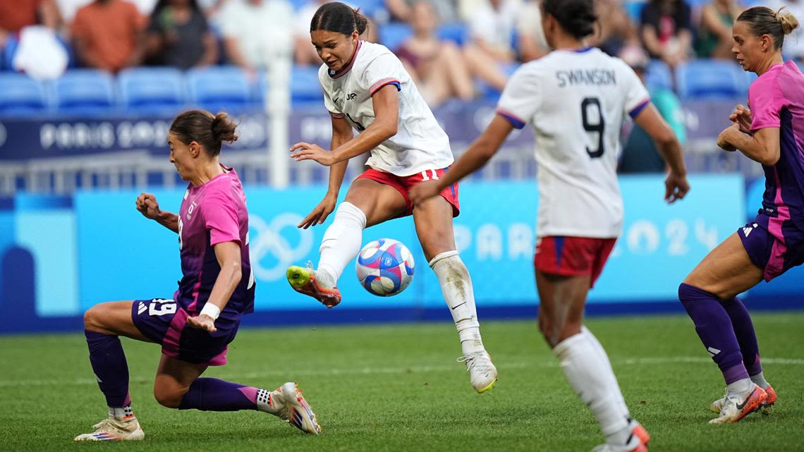 Did US women's soccer advance to the Olympic final?