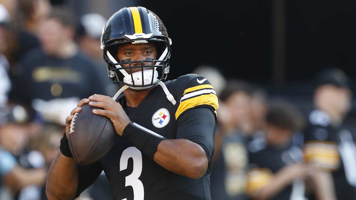 Former QB Warns Steelers About Russell Wilson Injury