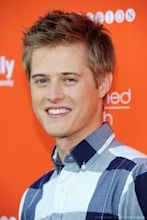 Lucas Grabeel