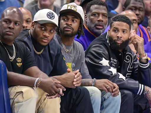 LOOK: Cowboys' Micah Parsons, Trevon Diggs watch Mavs punch ticket to Western Conference Finals