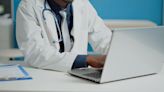 Cuidados ao escolher médicos nas redes sociais