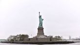 Casi 4 millones visitaron en 2023 la Estatua de la Libertad, pero pocos llegaron a su corona