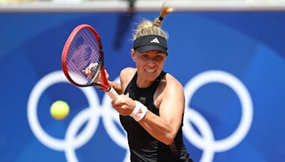 It s fun : Kerber s farewell tour continues into Olympic quarters