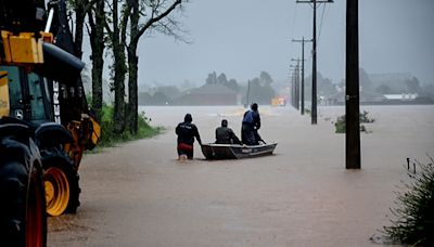 Al menos 10 muertos y 21 desaparecidos por las lluvias en el sur de Brasil