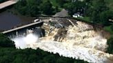 Rapidan Dam in southern Minnesota experiences partial failure; no plans for mass evacuation