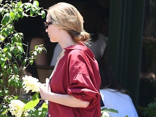 Jennifer Lawrence Wears Summer's Next It-Shoe in the Making