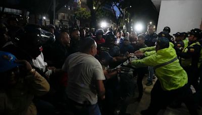 Elecciones clave en Venezuela: la jornada se alarga a la espera de los resultados
