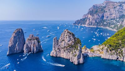 Tourists to be blocked from sailing too close to Capri with plans for shoreline barrier