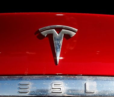 Proxy advisor ISS urges Tesla shareholders to reject Elon Musk’s $56 billion com