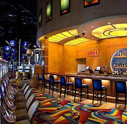 hollywood casino restaurants lawrenceburg in