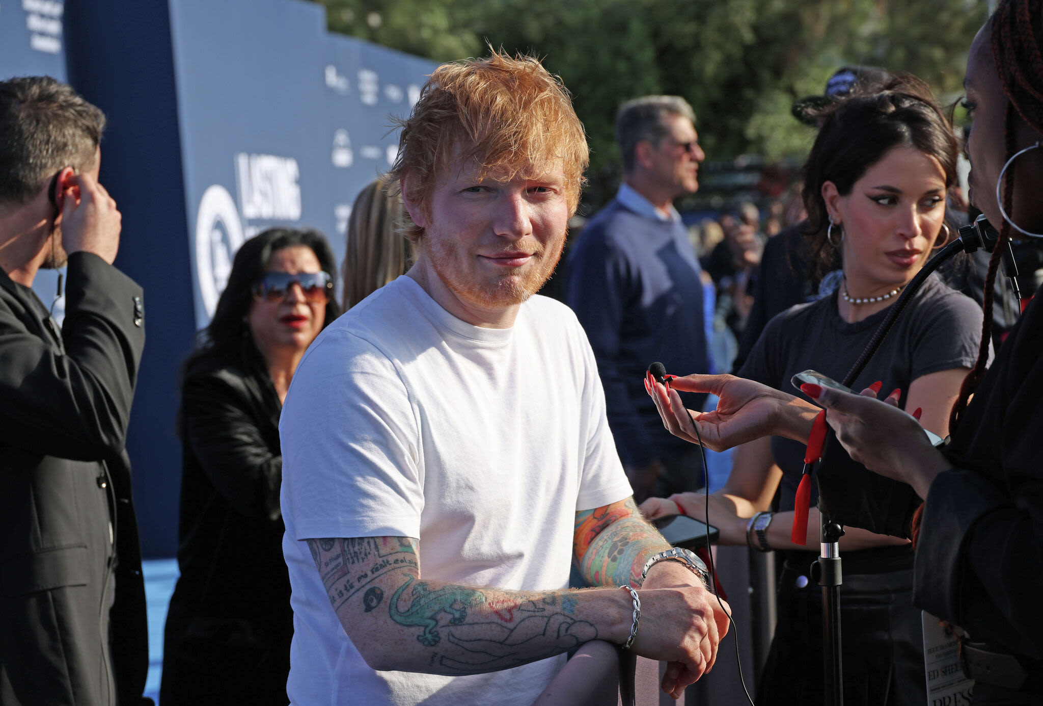 Ed Sheeran drops by In-N-Out after California show