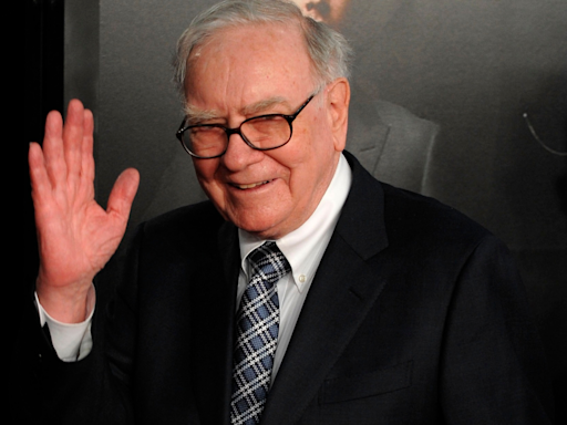 I’m a Value Investor: I Follow These 4 Insights From Warren Buffett on Wealth Building