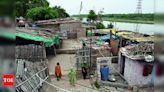 Pakistani Hindu migrants face eviction threat in Delhi | Delhi News - Times of India
