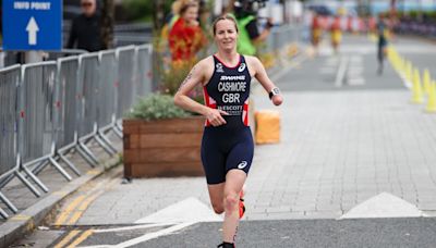 Cashmore revels in home support at World Triathlon Para Series Swansea