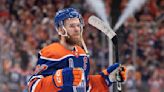 Stuart Skinner making timely saves to help the Oilers claw back in the Stanley Cup Final