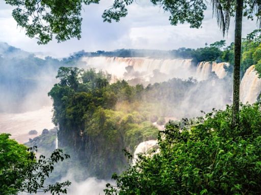 Explorando Foz do Iguaçu: O Que Fazer na Terra das Cataratas - AMAZÔNIA BRASIL RÁDIO WEB