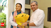 CM Mohan Majhi meets Lok Sabha speaker, Union ministers | Bhubaneswar News - Times of India