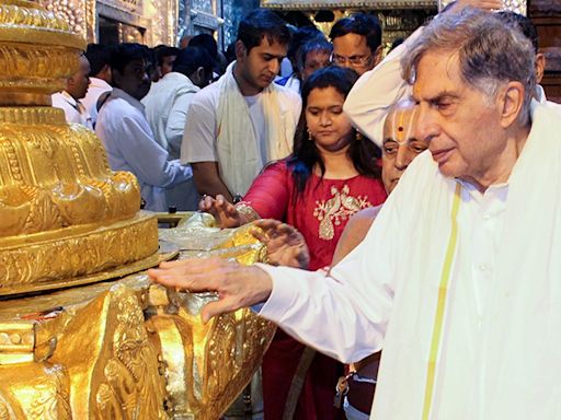 Ratan Tata's Top Quotes: Check His Timeless Insights On Leadership, Life, Success