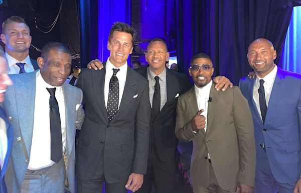 Jamie Foxx Hangs with Tom Brady, Derek Jeter, Alex Rodriguez and Deion Sanders: 'Goat Herd'