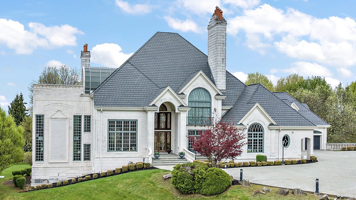 This golf course home in Presto is for sale for $4.5 million (photos) - Pittsburgh Business Times