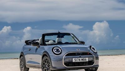 MINI Cooper S convertible del 2025: ¡Estilo y lujo en un solo hatchback!