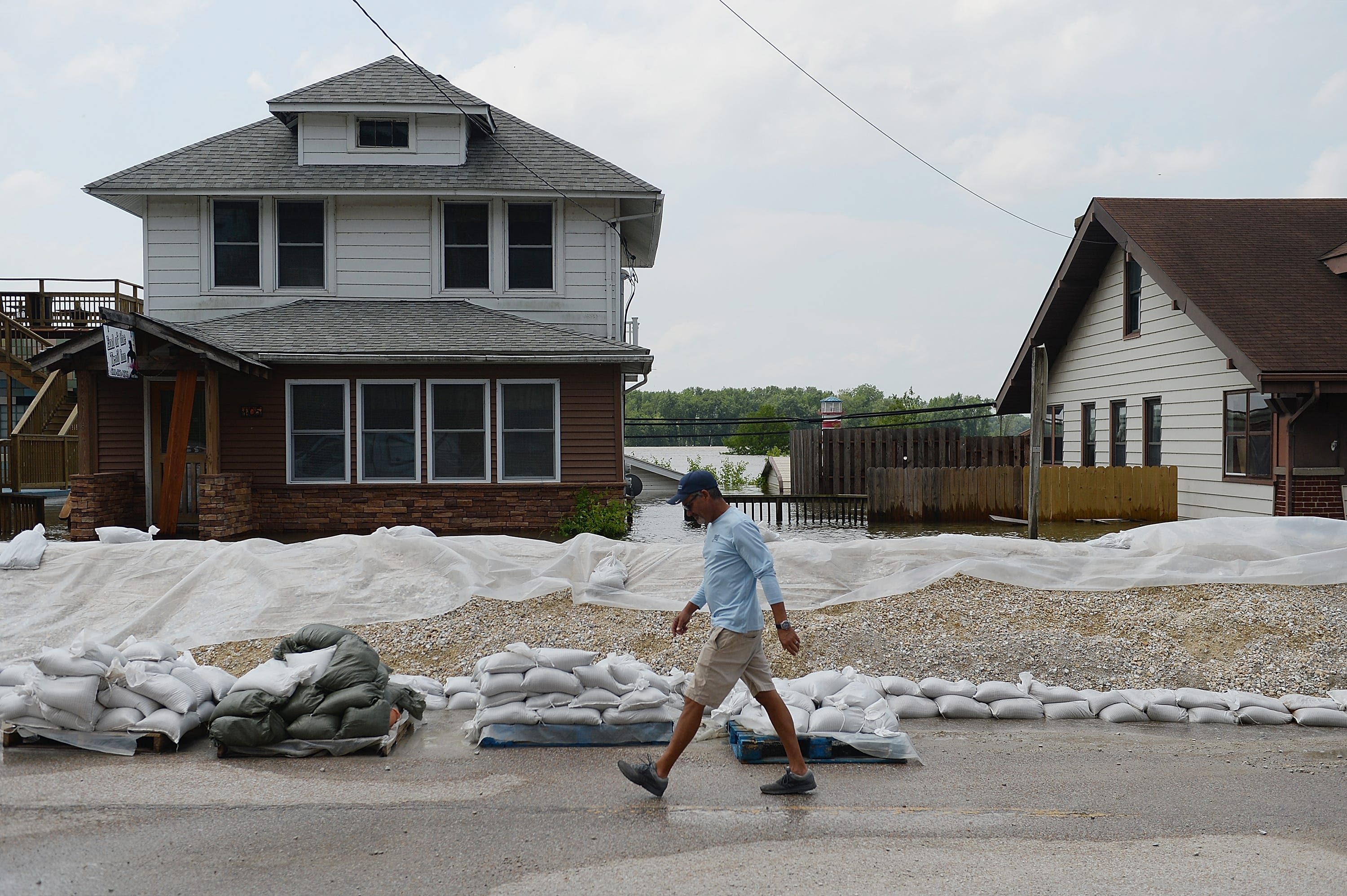 Storms, flash flooding forecasted across Missouri, Governor declares state of emergency