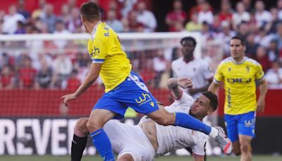 Polémica en el Sánchez Pizjuán con el gol anulado al Cádiz