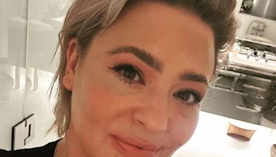 Lisa Armstrong's 'emotional messages' to ex Ant McPartlin - 'She's still hurting'