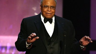 James Earl Jones’ voice marked the time, in baseball and beyond