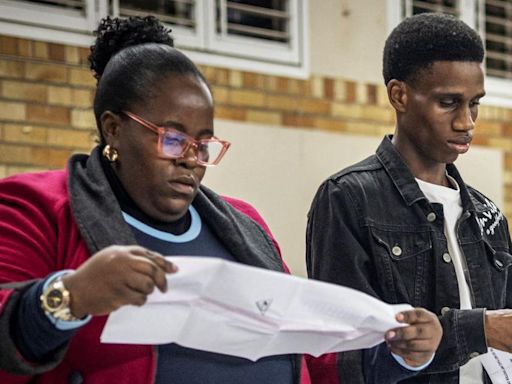 First results announced from South Africa election