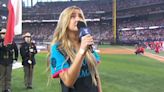 (Video) Cantante interpretó el himno nacional de EE. UU. ebria: "No fui yo anoche"
