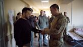 Zelensky visits soldiers undergoing medical treatment in Donetsk Oblast