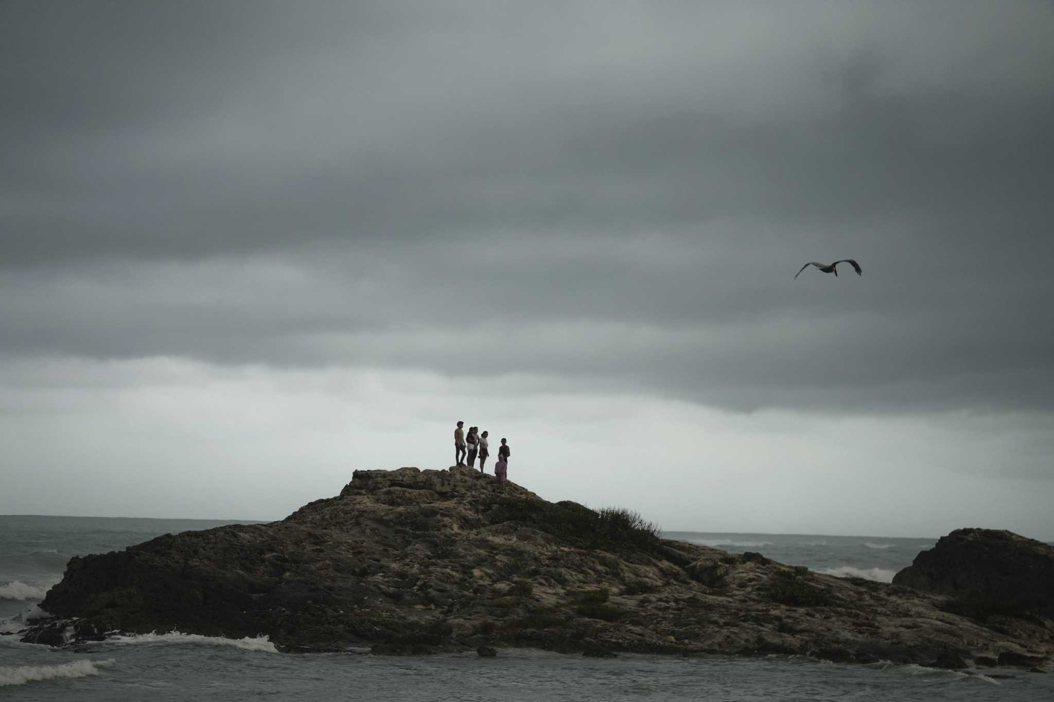 After hitting Yucatan Peninsula, Beryl churns in Gulf of Mexico as Texas braces for potential hit