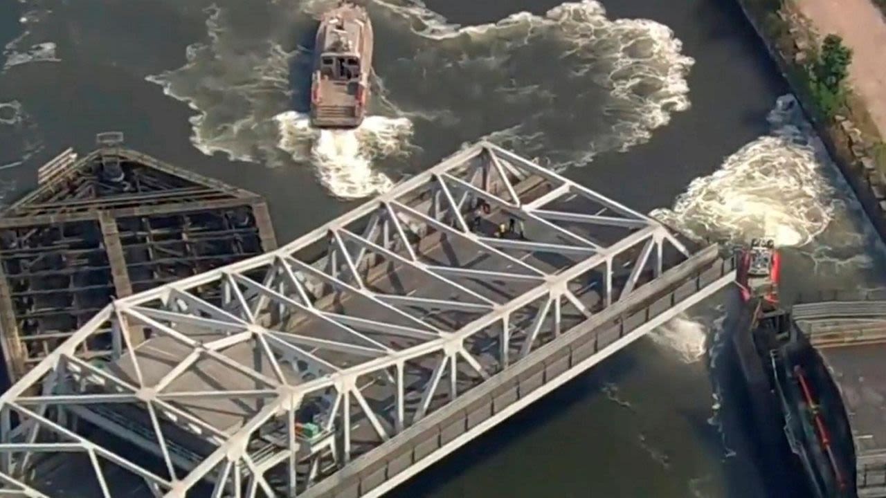 A New York City bridge got stuck open for hours: What does that mean for Long Island bridges?