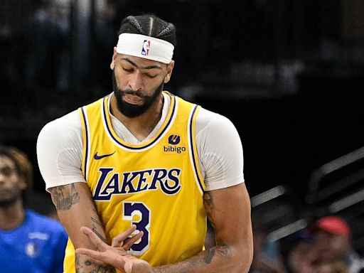 Anthony Davis Joins SHAQ And Wilt Chamberlain On All-Time Los Angeles Lakers List