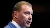 Buying the S&P 500 seems like a 'pretty lousy trade' right now - and a US recession is looming, billionaire investor Jeffrey Gundlach says