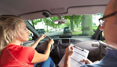 La lista de espera para examinarse del carnet de conducir en Palencia este verano es mínima