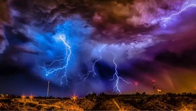 Dos primos salieron a buscar señal para el celular en plena tormenta y murieron tras ser alcanzados por un rayo