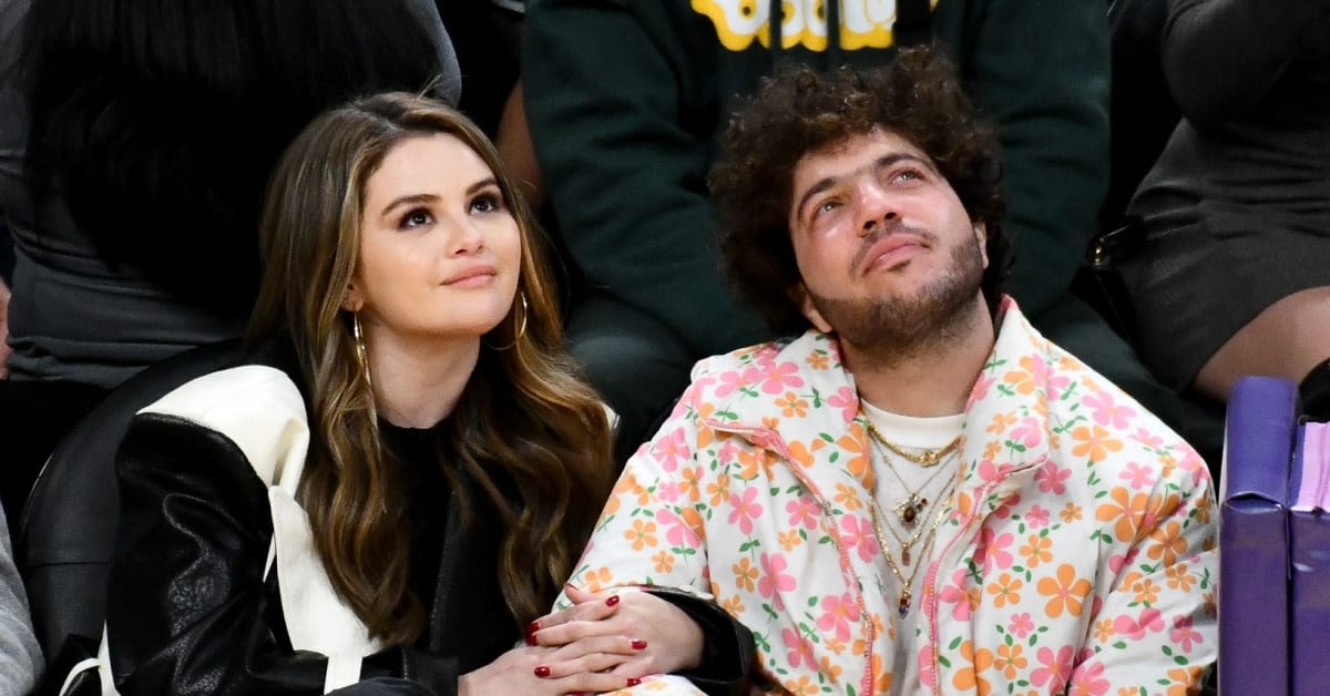 Selena Gomez on Having ‘Simplicity,’ Says Cooking With Boyfriend Benny Blanco Is One Thing That Grounds Her