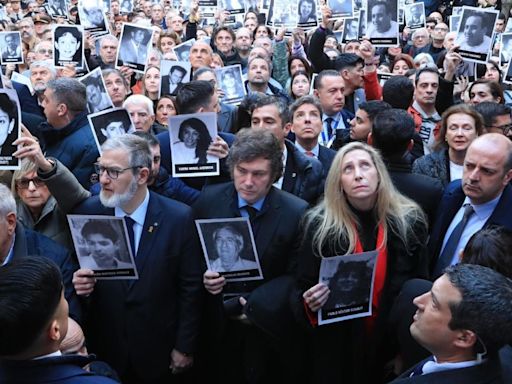 El contundente pedido del presidente de la AMIA al Gobierno de Javier Milei, al Congreso y la Justicia