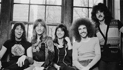 Steve Perry's track-by-track guide to Journey's Infinity