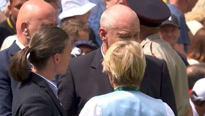 Wimbledon match halted with 'something serious brewing' as umpire calls supervisors