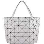 ISSEY MIYAKE 三宅一生 BAOBAO 白灰色皮質三角格7x10拉鍊托特包